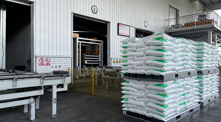 organic ingredients and produce